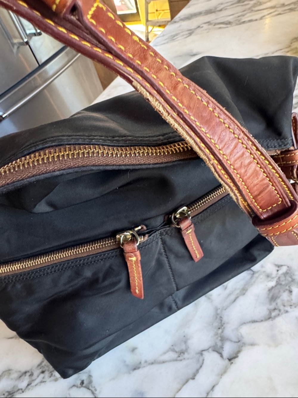 Dooney & Bourke VTG Nylon Shoulder Bag with Brown Leather Trim & Pink Lining - Picture 4 of 15